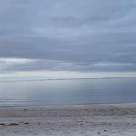 度假居 Cozy Little Near The *