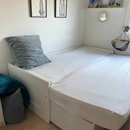 度假居 Cozy Little Near The *