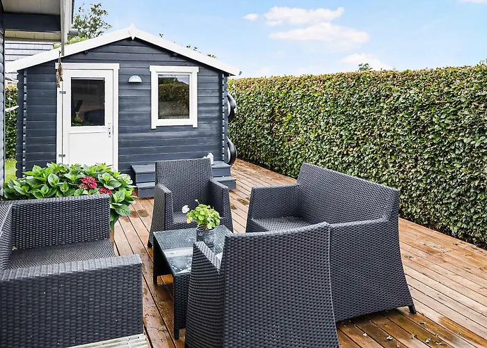 Cozy Little Near The Holiday home