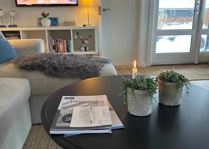 Cozy Little Near The Holiday home *